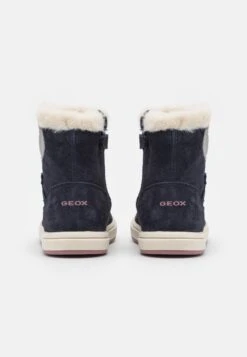 Geox Trottola Girl - Korte Laarzen - Navy/Pink 8 Geox Trottola Girl - Korte Laarzen - Navy/Pink -Geox 020e6f1897c64e5aa1f9f0da8a4529a7