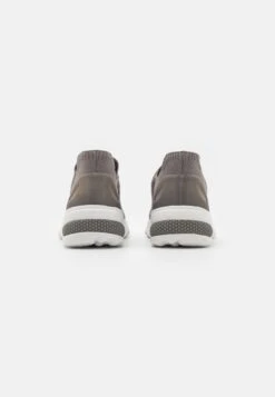 Geox U Spherica Actif - Sneakers Laag - Grey -Geox 03f703e16820458cabb6e0fe400230d4