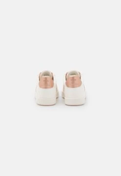 Geox Blomiee - Sneakers Laag - Optic White/Rose Gol 9 Geox Blomiee - Sneakers Laag - Optic White/Rose Gol -Geox 052f09dbd2ef4907aaf92514f8e446a4