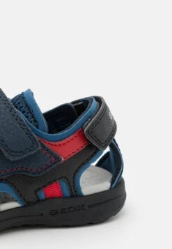 Geox Vaniett Boy - Sandalen - Navy/Dark Blue 11 Geox Vaniett Boy - Sandalen - Navy/Dark Blue -Geox 083aafe89f624e90a85718f85b9e6a9b