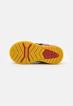 Geox Marvel Avengers Iron Man Bayonyc Boy Lights - Sneakers Laag - Black/Red 10 Geox Marvel Avengers Iron Man Bayonyc Boy Lights - Sneakers Laag - Black/Red -Geox 15282f51840945c48f6166b4cfcaf9e2