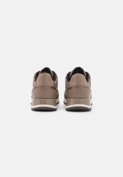 Geox New Aneko - Sneakers Laag - Dark Taupe 9 Geox New Aneko - Sneakers Laag - Dark Taupe -Geox 20b356f3f3fd44c4ae9dba87687bc6d5