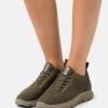 Geox D Spherica - Sneakers Laag - Olive