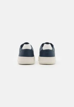 Geox U Magnete - Sneakers Laag - Navy 8 Geox U Magnete - Sneakers Laag - Navy -Geox 6e2f4db6d20d4cfda93bbe720945ec9e