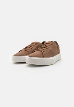Geox Deiven - Sneakers Laag - Cognac -Geox 84422852c6af4ae1b0f8cfd58348bf25