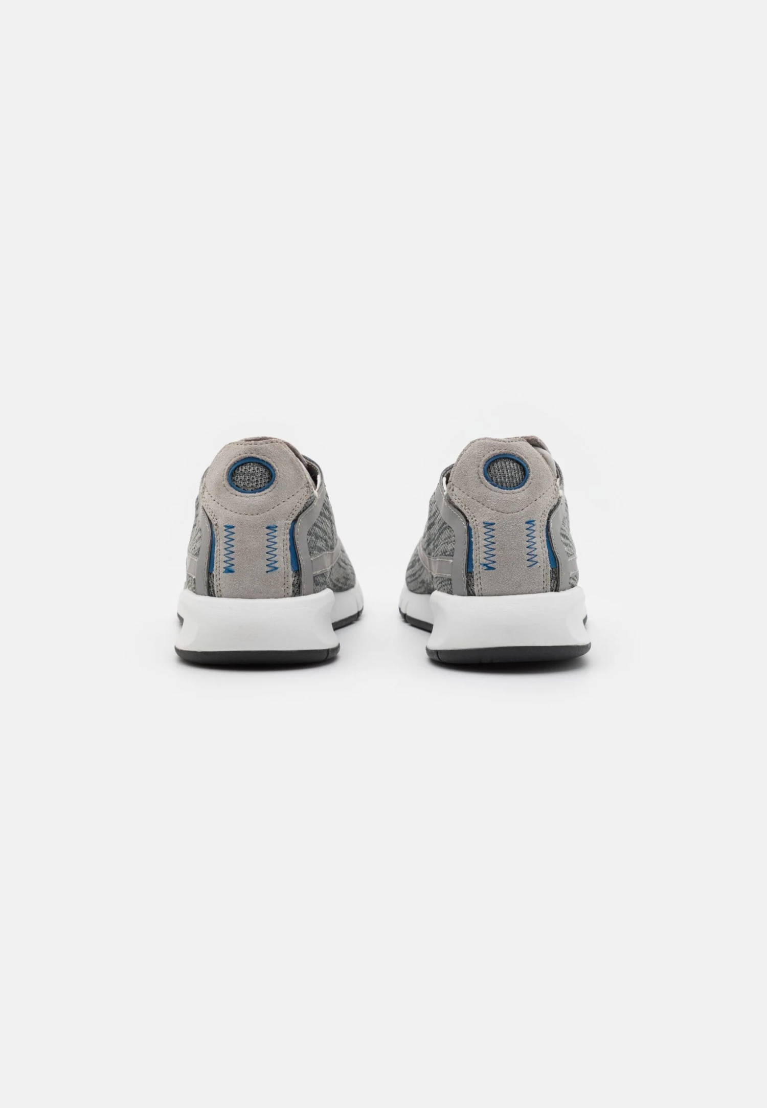 Geox Aerantis - Sneakers Laag - Light Grey 3 Geox Aerantis - Sneakers Laag - Light Grey - Image 3