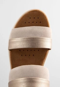 Geox Dandra- Sandalen - Lt Gold Off White -Geox c937268ebb5d40aeb4af50e08a64ee53