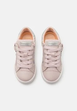 Geox Jr Kilwi Girl - Sneakers Laag - Light Rose 9 Geox Jr Kilwi Girl - Sneakers Laag - Light Rose -Geox ceaceb2efa334118ad0795a029792dd1