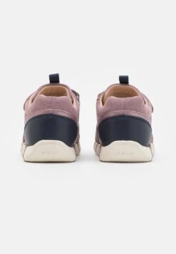 Geox Iupidoo Girl - Sneakers Laag - Rose Smoke/Navy -Geox db47644754e94f91a30e896d0a82dc44