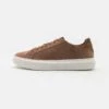 Geox Deiven - Sneakers Laag - Cognac